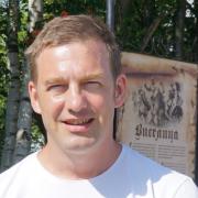 Владимир Комаров